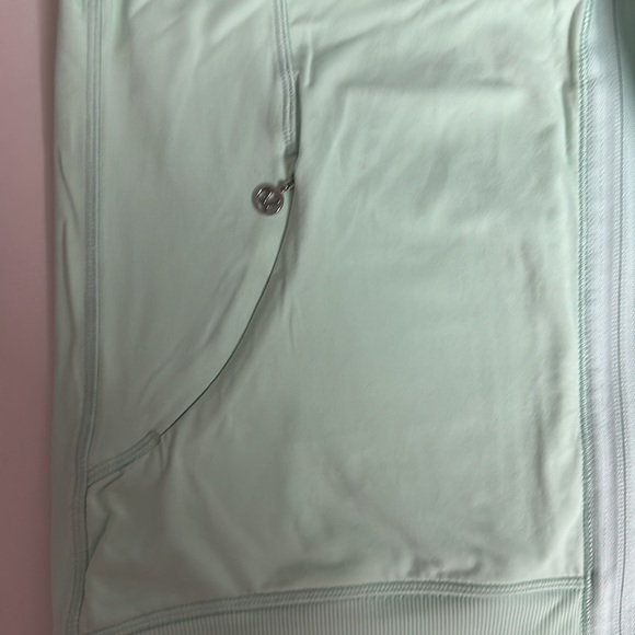 Lululemon Jacket Size 4 - Picture 7 of 7